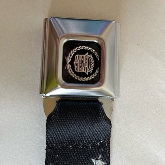 Buckle-Down Adjustable Belt USA California Republic Bear with Cadillac Buckle - Picture 7 of 10